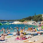 Stunning Apartment In Pula With Wifi *