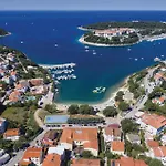 Stunning Apartment In Pula With Wifi *