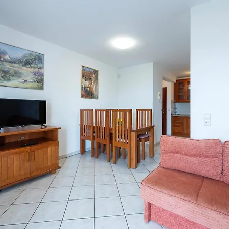 Cozy Apartment In Pula With Wifi * Pula