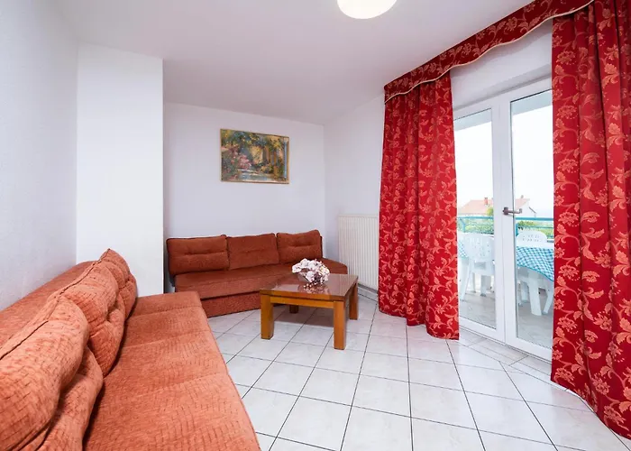 Cozy Apartment In Pula With Wifi * Пула