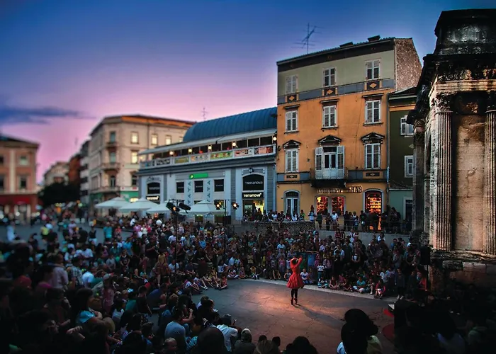 Cozy Apartment In Pula With Wifi Апартаменты Пула