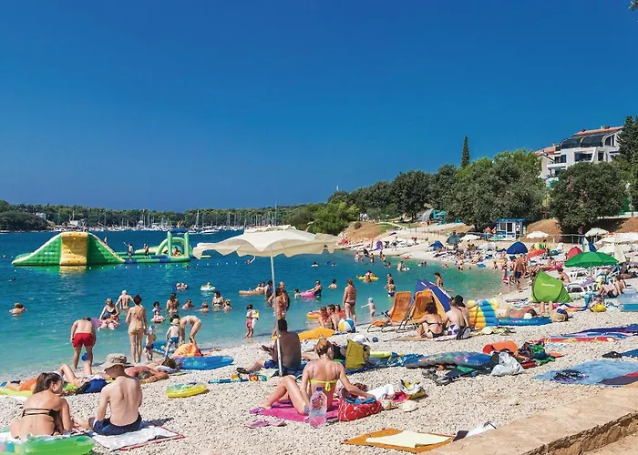 Cozy Apartment In Pula With Wifi *