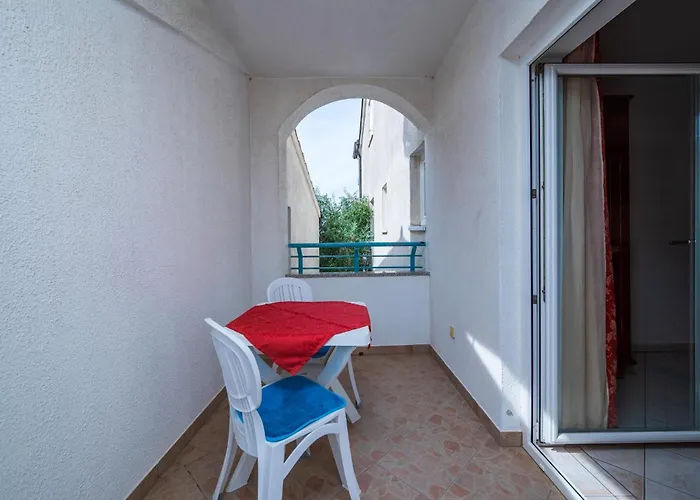 Cozy Apartment In Pula With Wifi Апартаменты *