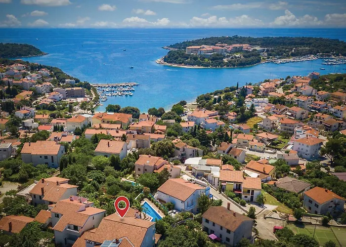 Апартаменты Cozy Apartment In Pula With Wifi