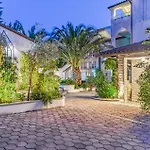 Stunning In With Wifi Apartament Pula