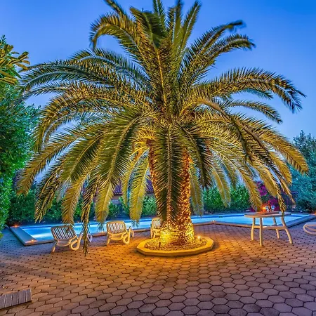 Cozy In With Wifi Pula