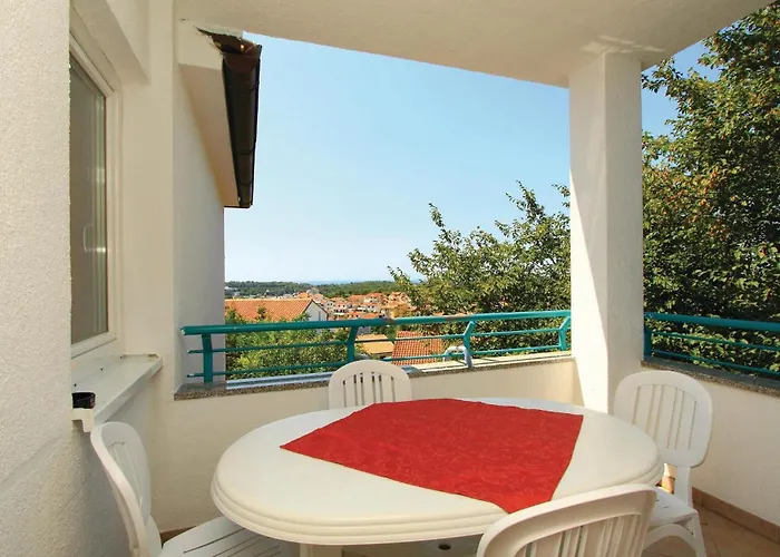 Cozy Apartment In Pula With Wifi * Pula