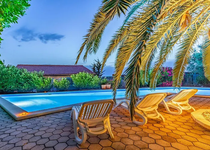 Cozy Apartment In Pula With Wifi Apartment