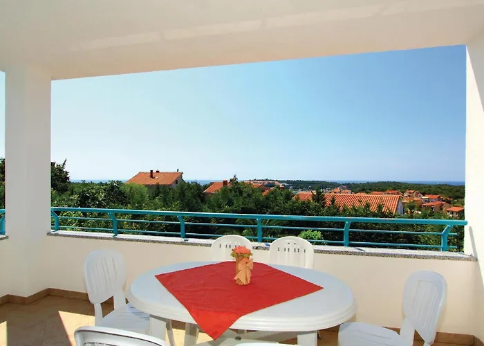 Cozy Apartment In Pula With Wifi Apartment *