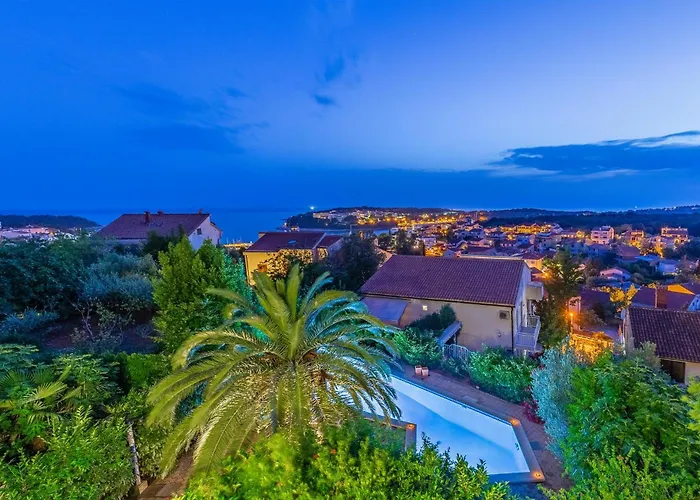 Cozy Apartment In Pula With Wifi