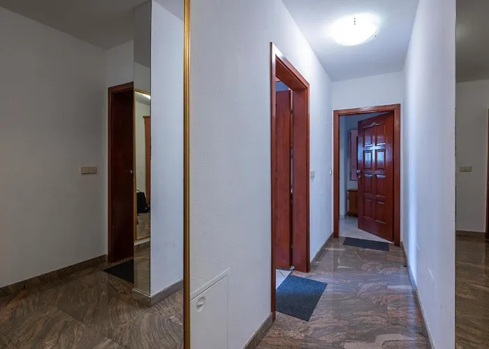Cozy Apartment In Pula With Wifi Pula
